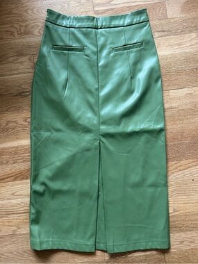 SHEIN NWOT Green Faux Leather Pencil Skirt